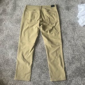 Men’s American Eagle Khaki pants